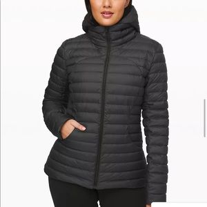 Size 2 LuluLemon Pack It down Jacket